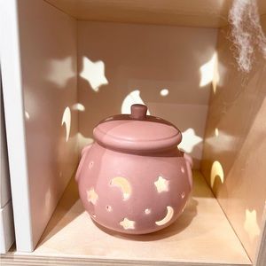 Way to celebrate pink led cauldron